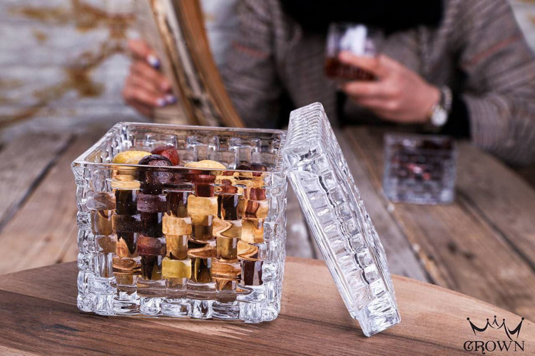 تنقلات خوری شیشه ای درب دار مربع