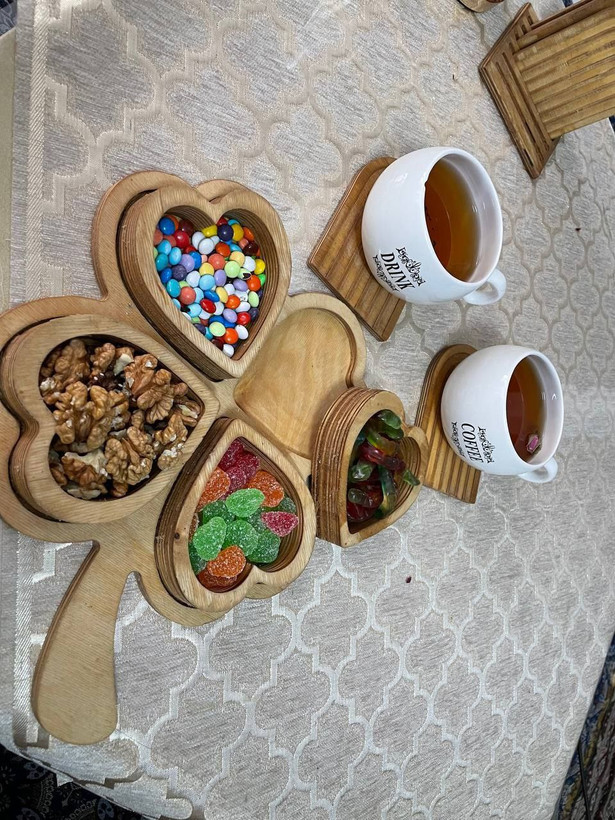 اردو خوری ۴ خانه طرح گل قابل شستشو