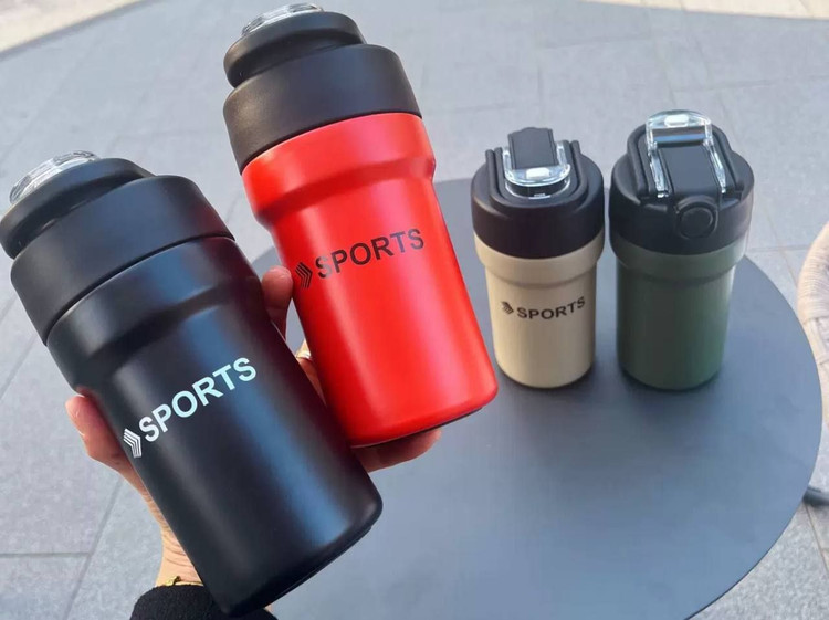 ماگ سفری مدل استیل دوجداره گنجایش 0.5 لیتر