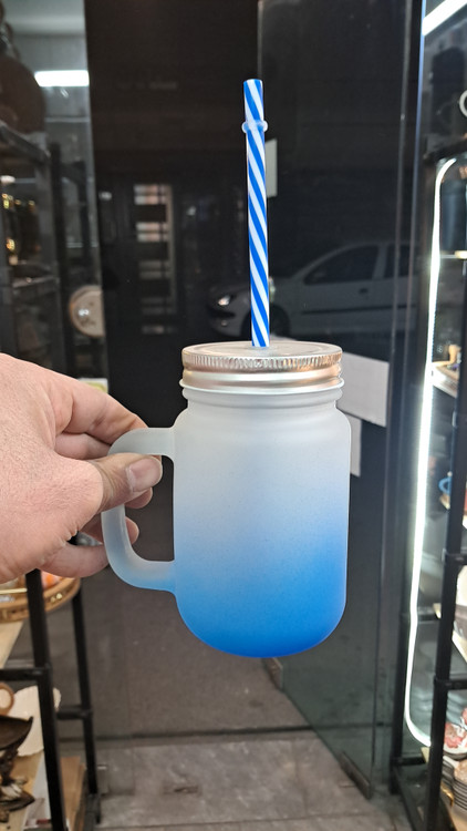 لیوان مدل اسموتی نی دار