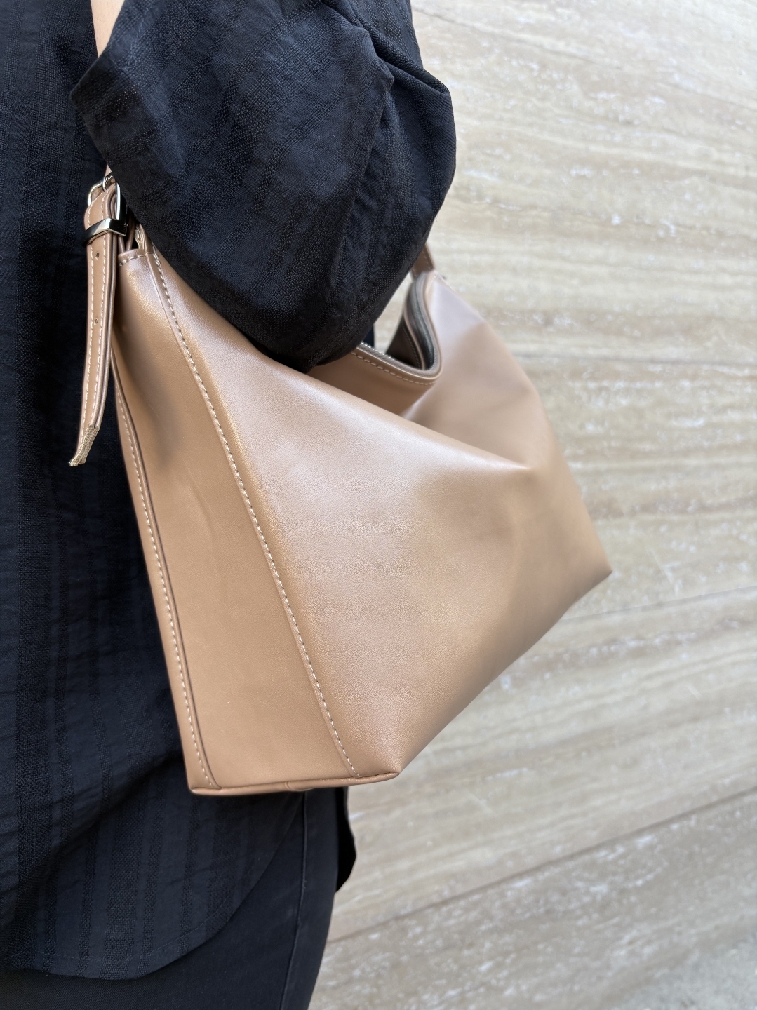 کیف چرم صنعتی طرح نسترن