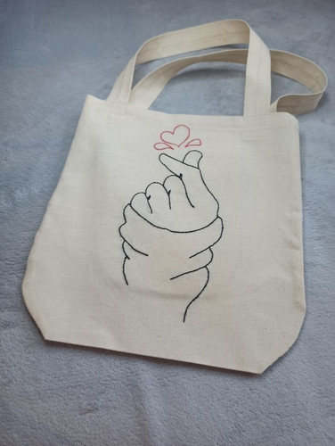 توت بگ دسته بلند طرح قلب انگشتی